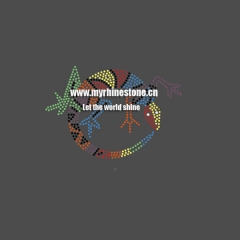 Colorful Gecko Iron on Rhinestone Motif