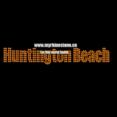 Hunting on Beach Letters Heat Rhinestone Motif