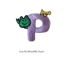 Custom Lovely Animal Embossed with Letter P Motif Iron on Embroidery patch