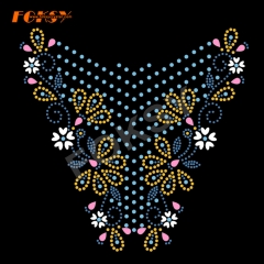 Colorful Flower Necklace Heat Rhinestone Motif Design