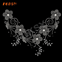 Flower Necklace Hotfix Rhienstone Design for t-shirt